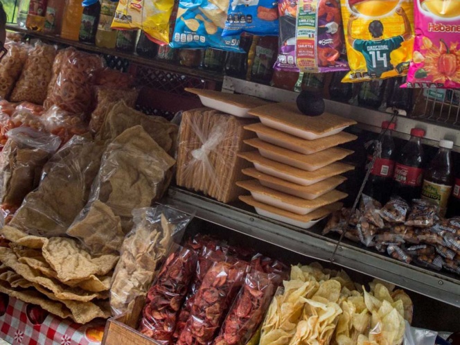 Oaxaca prohíbe vender refrescos y comida chatarra a niños RR Noticias