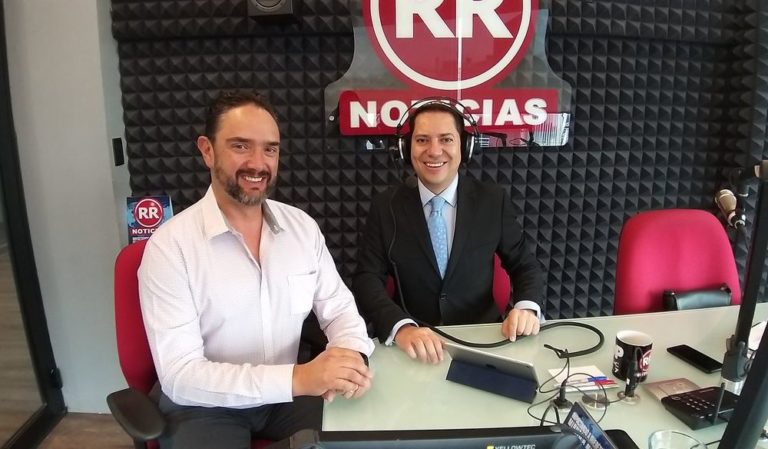 Los absurdos en la política