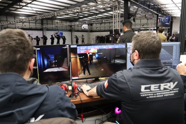 La jefa de gobierno Claudia Sheinbaum inauguró las oficinas de Realidad Virtual de la Universidad del Policía