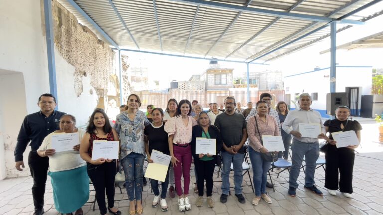 Finalizan cursos de autoempleo para mujeres en El Marqués