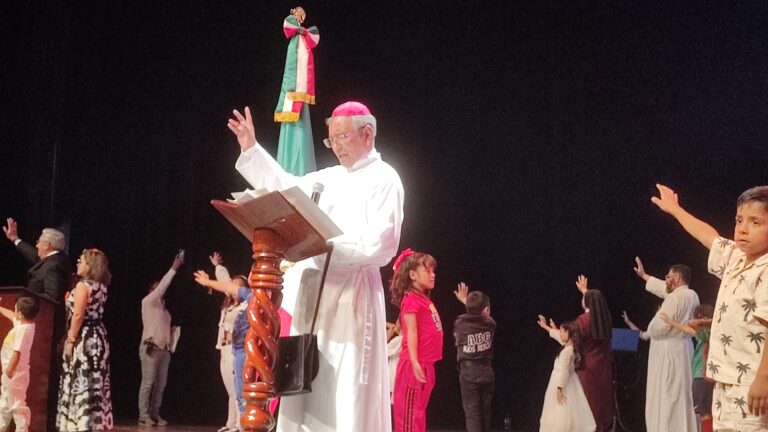 Obispo pide por la Paz en Querétaro