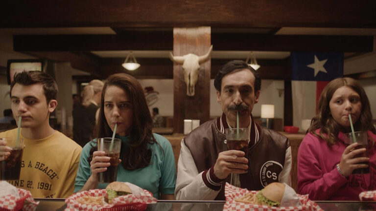 “Viaje todo robado”, la nueva comedia familiar de Bruno Bichir y Ana Claudia Talancón