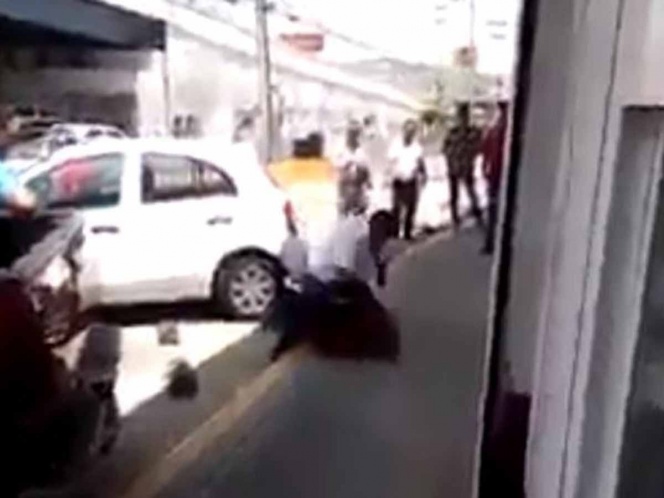 ‘Justiciero’ da paliza a hombre por patear perrito en Morelia