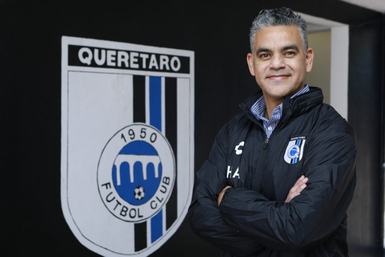 Héctor “Pity” Altamirano es nuevo entrenador de Gallos de Querétaro