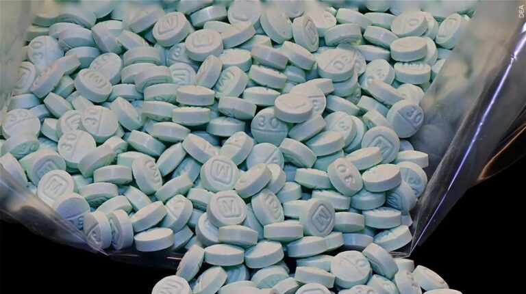 EE.UU. sanciona a red de producción de pastillas de fentanilo para el Cártel de Sinaloa