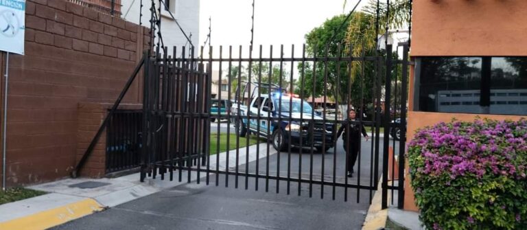 Buscarán en otros estados a mujer agresora de Puerta Real