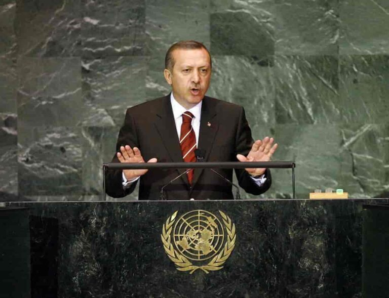 Turquía: Erdogan gana su reelección, extiende su gobierno a una tercera década