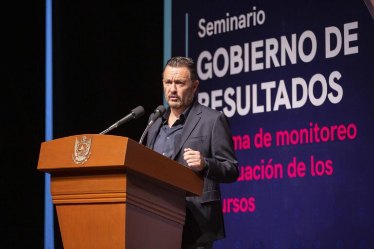 Inaugura Mauricio Kuri Seminario Gobierno de Resultados, Sistema de Monitoreo y Evaluación de los Recursos