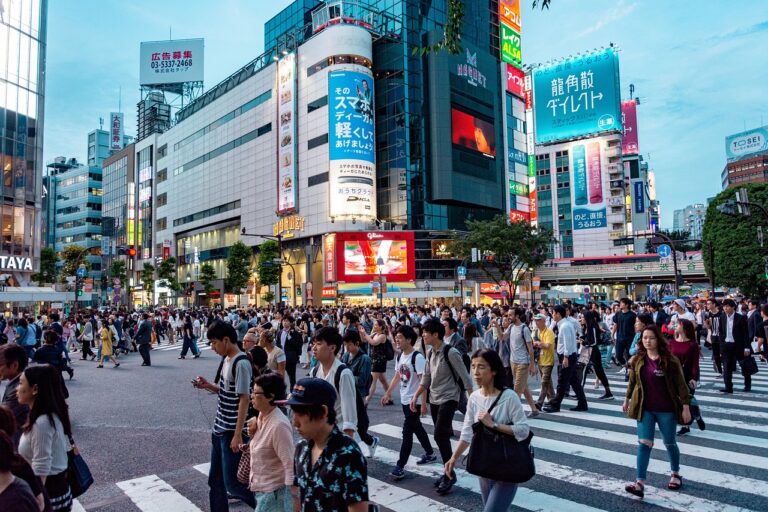 Disminuye población de Japón por 14.° año consecutivo