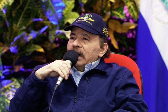 Presidente de Nicaragua confisca bienes de una universidad jesuita